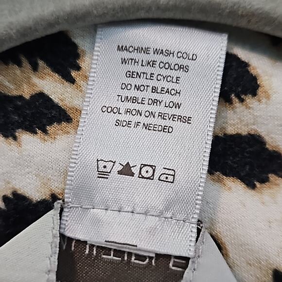 Multiples Animal Print Rough Hem Top Sz Large - Picture 10 of 10